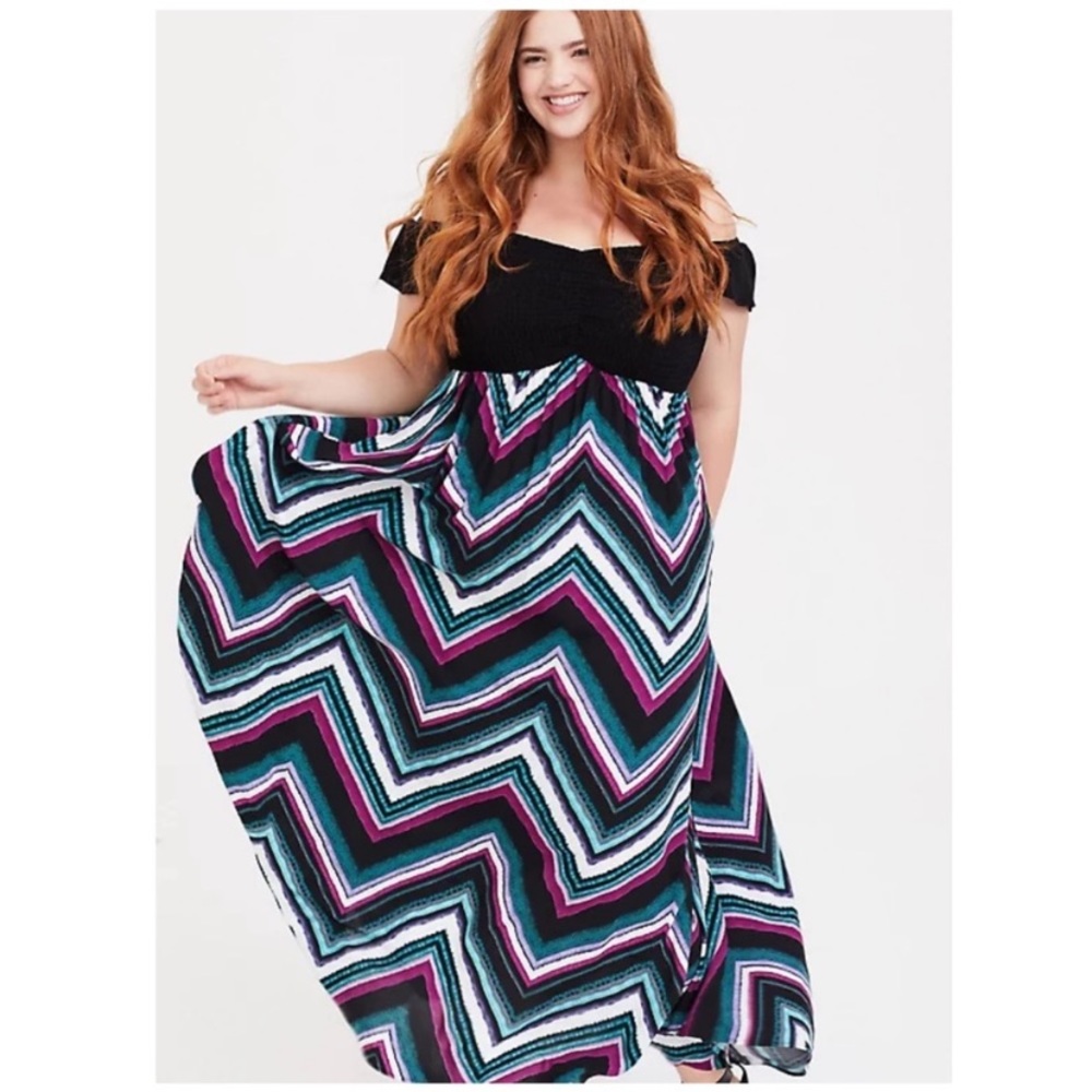 Torrid size 1 chevron maxi